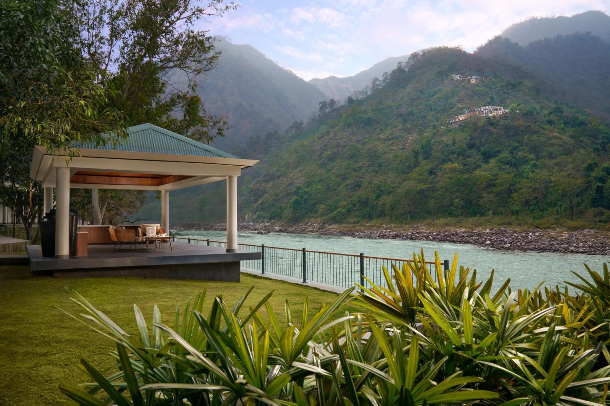 Hotel Anand Kashi By The Ganges Rishikesh - Ihcl Seleqtions Sirasu Exteriér fotografie