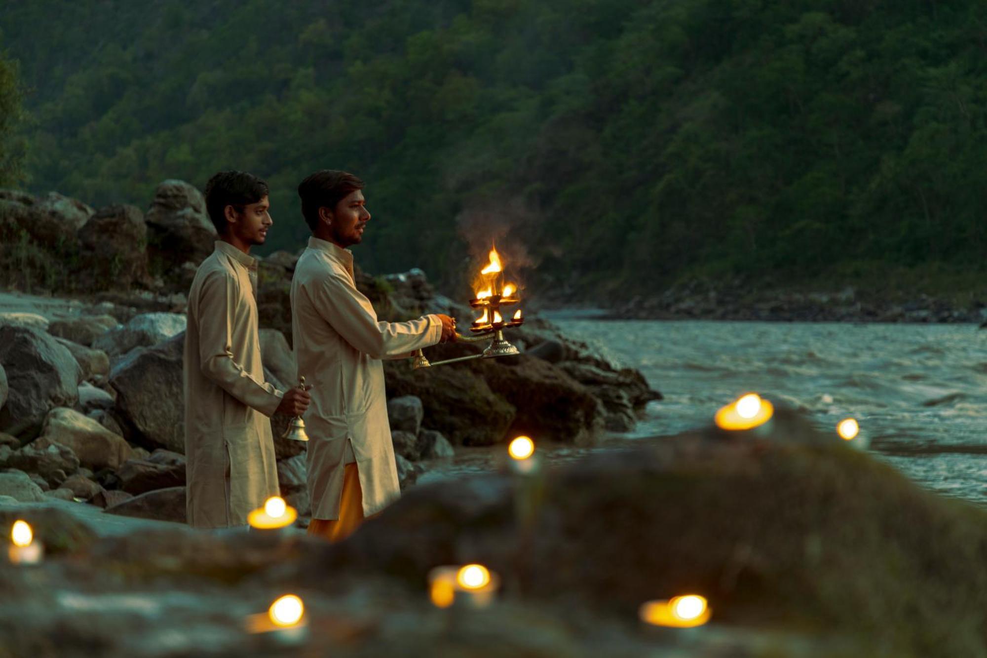 Hotel Anand Kashi By The Ganges Rishikesh - Ihcl Seleqtions Sirasu Exteriér fotografie
