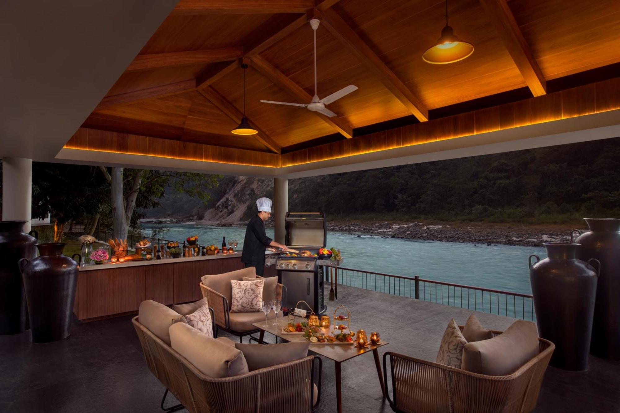 Hotel Anand Kashi By The Ganges Rishikesh - Ihcl Seleqtions Sirasu Exteriér fotografie